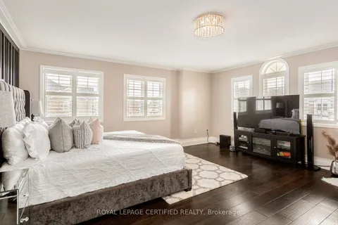 265 Fasken Court, Milton, ON L9T 6S9
