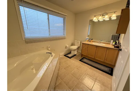 77 Emily Carr Crescent, Caledon, ON L7E 2K9