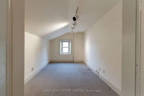 322 La Rose Avenue, Toronto, ON M9P 1B9