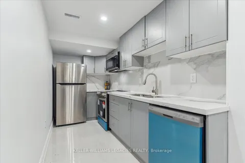 69 Doris Pawley Crescent, Caledon, ON L7C 4E7