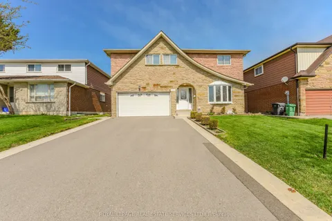 2696 Crystalburn Avenue, Mississauga, ON L5B 2N8