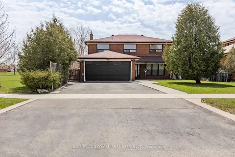 174 Silverstone Drive, Toronto, ON M9V 3G9