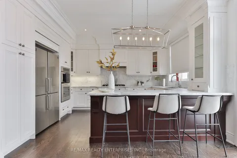 3630 Silverplains Drive, Mississauga, ON L4X 2P4