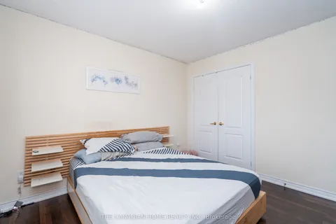 13 Templar Street, Brampton, ON L6Y 2Y2