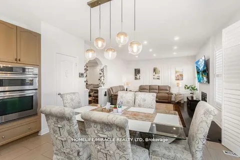 452 Nairn Circle, Milton, ON L9T 8A6