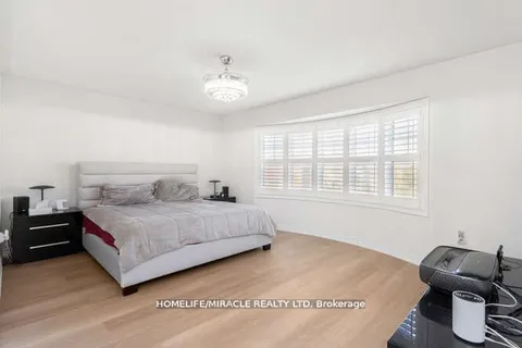 452 Nairn Circle, Milton, ON L9T 8A6