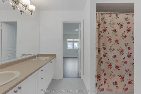 5178 Churchill Meadows Boulevard, Mississauga, ON L5M 8B6