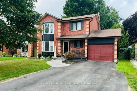 12 Fieldgate Drive, Orangeville, ON L9W 4K8