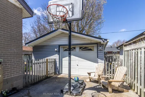 105 Anne Boulevard, Milton, ON L9T 1A1