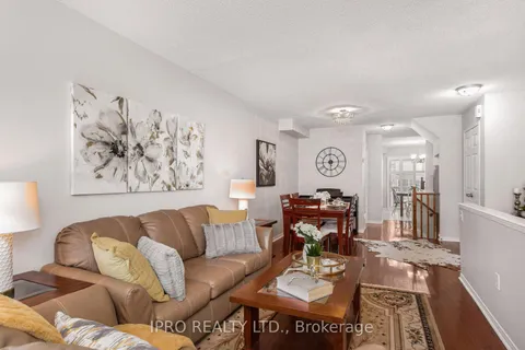 3259 Redpath Circle, Mississauga, ON L5N 8R3
