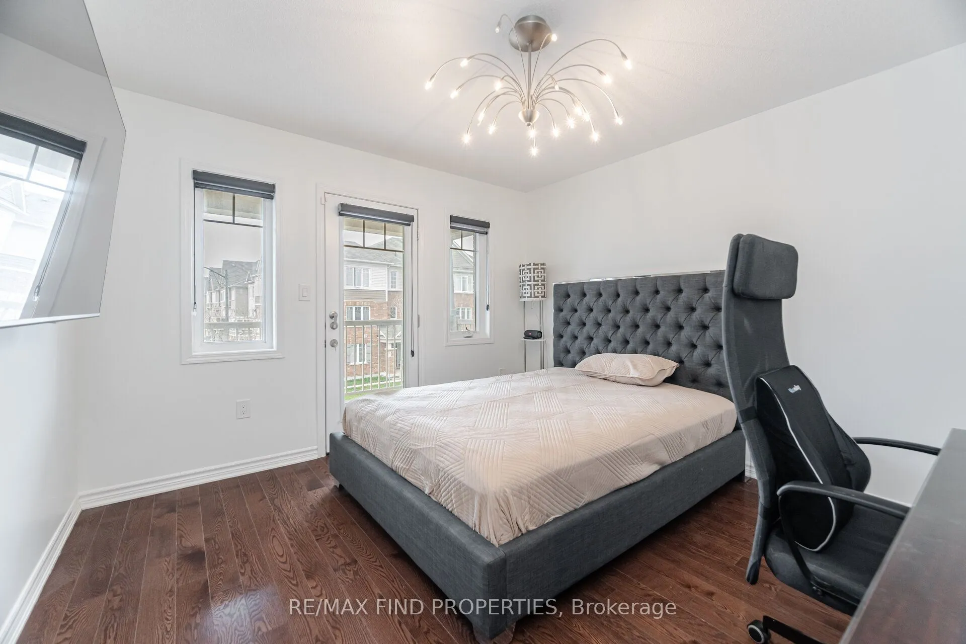 1554 Clitherow Street, Milton, ON L9E 0A1