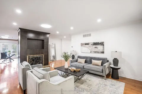 1262 Mississauga Road, Mississauga, ON L5H 2J2