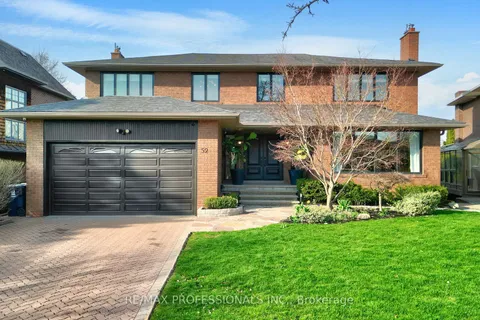 52 Courtsfield Crescent, Toronto, ON M9A 4S9