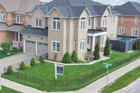 29 Ashby Field Road, Brampton, ON L6X 0R4