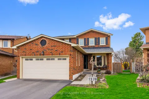 1378 Sweetbirch Court, Mississauga, ON L5C 3R3