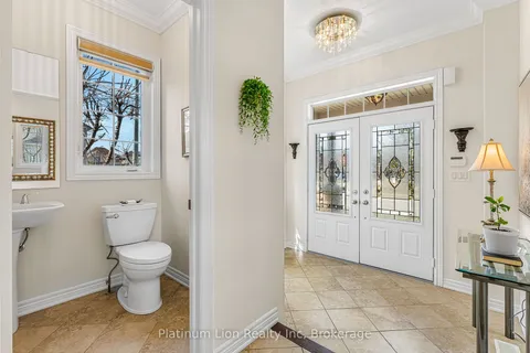 3308 Granite Gate, Burlington, ON L7M 0L7