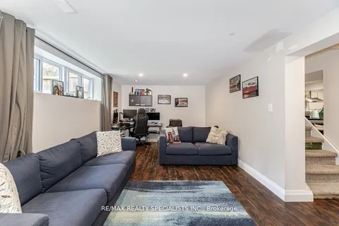 3 Allan Park Road, Toronto, ON M8Z 3S9