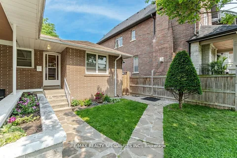 3 Allan Park Road, Toronto, ON M8Z 3S9