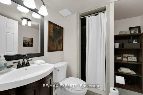 10 Esposito Drive, Caledon, ON L7E 1V4