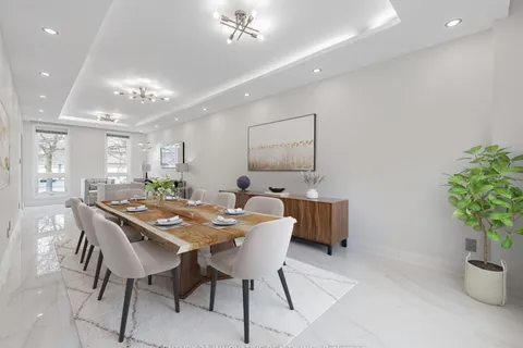 4469 Beacon Lane, Mississauga, ON L5C 4K9