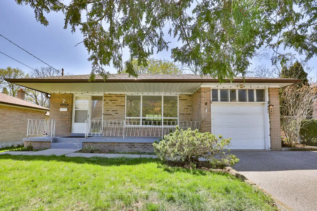 1608 Robillard Road, Mississauga, ON L5J 3K7