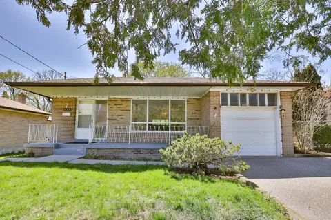 1608 Robillard Road, Mississauga, ON L5J 3K7