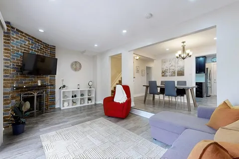 2683 Romark Mews, Mississauga, ON L5L 2Z4