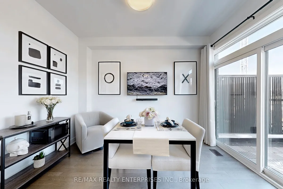 2497 Littlefield Crescent, Oakville, ON L6M 5L9