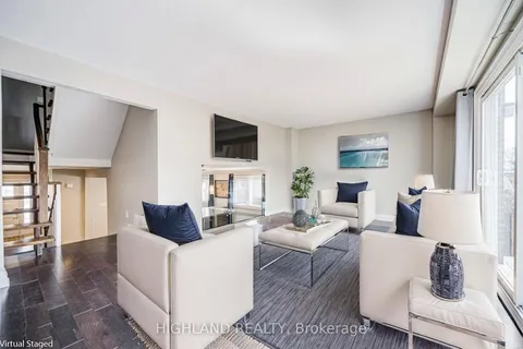 4196 Treetop Crescent, Mississauga, ON L5L 2L9