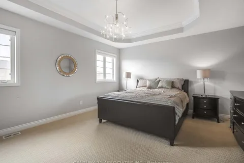 3121 Trailside Drive, Oakville, ON L6M 0P6