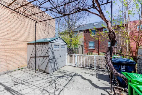 1113 Dufferin Street, Toronto, ON M6H 4B5