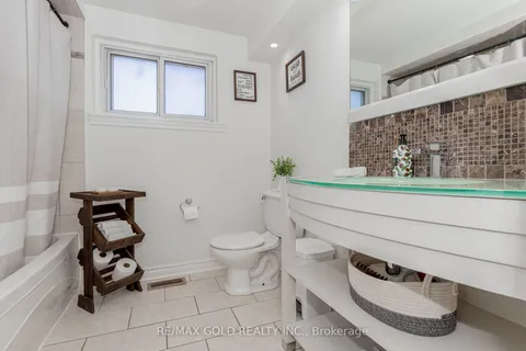 37 Brookdale Crescent, Brampton, ON L6T 1M8
