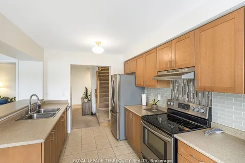 471 Dalhousie Gate, Milton, ON L9T 8G4