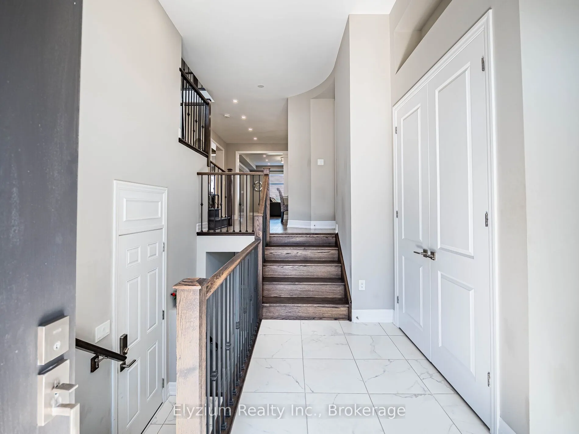 159 Threshing Mill Boulevard, Oakville, ON L6H 0V5