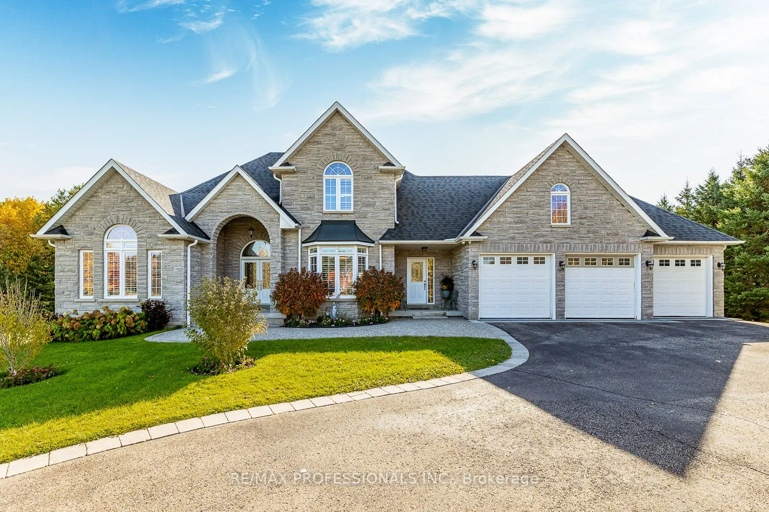 63 Rowley Drive, Caledon, ON L7E 0C6