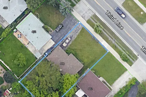 448 Third Line, Oakville, ON L6L 4A5