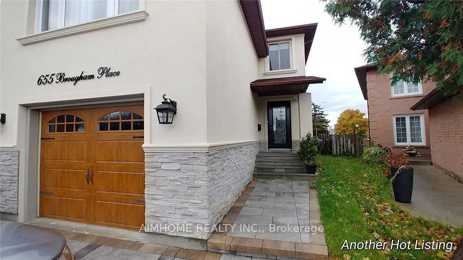 655 Brougham Place, Mississauga, ON L5B 2Z5