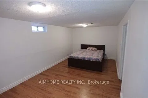 655 Brougham Place, Mississauga, ON L5B 2Z5