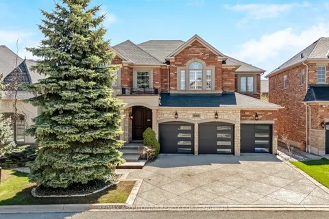 3168 Saddleworth Crescent, Oakville, ON L6M 0A8