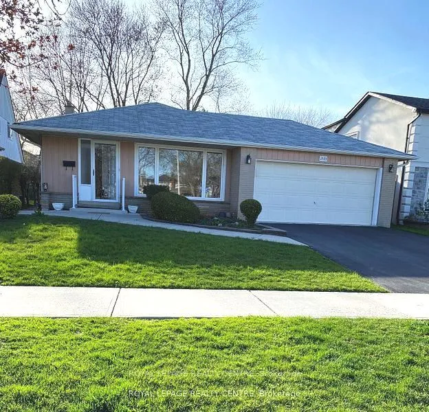 2593 Vineland Road, Mississauga, ON L5K 2A3