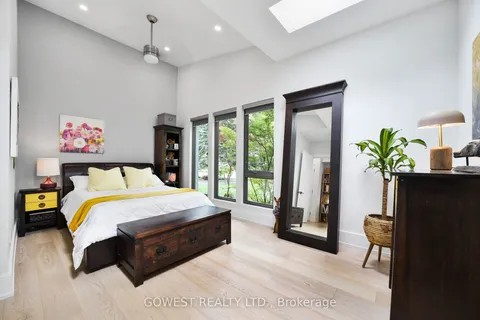 344 Dalewood Drive, Oakville, ON L6J 4P5