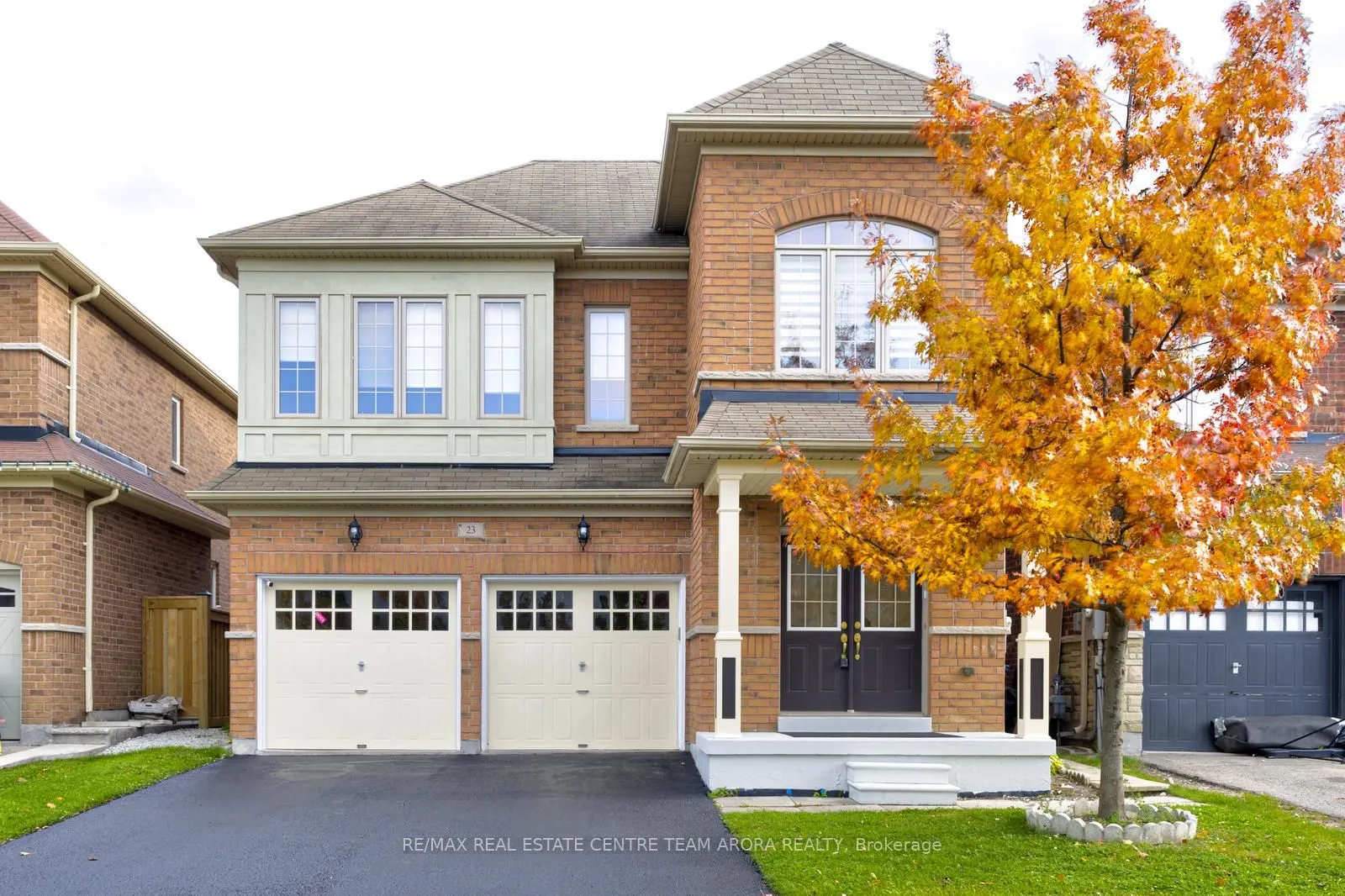 23 George Robinson Drive, Brampton, ON L6Y 2M7