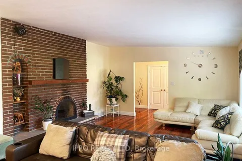 7454 Old Church Road, Caledon, ON L7C 0H5