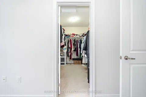 7 Swanton Road, Brampton, ON L6X 5J3
