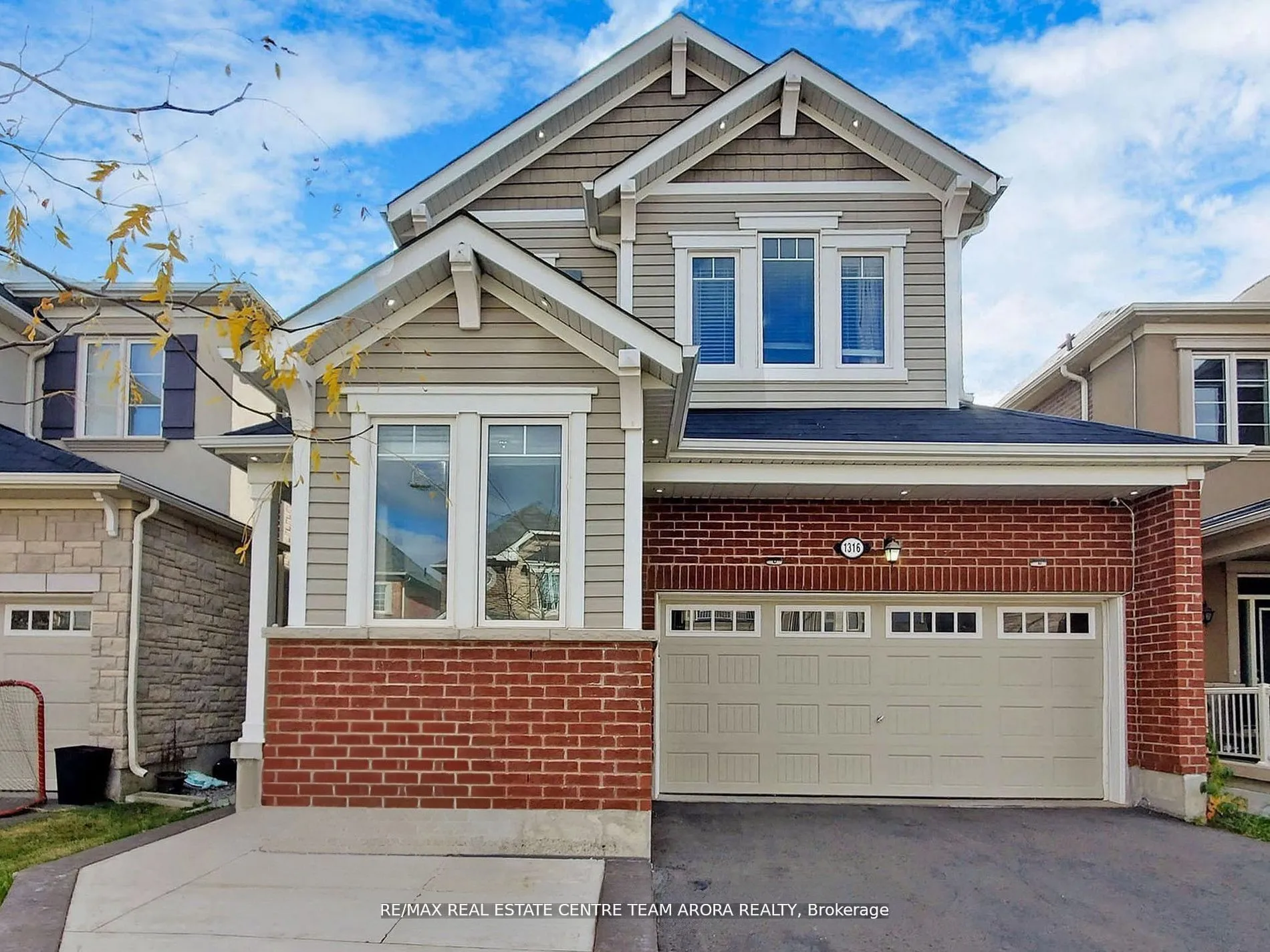 1316 Whitney Terrace, Milton, ON L9E 1K5