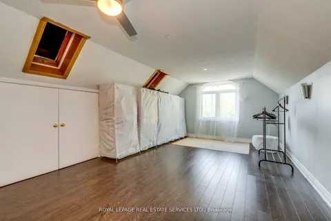 335 Queen Street, Mississauga, ON L5M 1M3