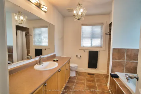 491 Pettit Trail, Milton, ON L9T 6N9