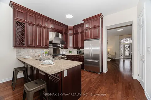 27 Kezia Crescent, Caledon, ON L7C 3S8