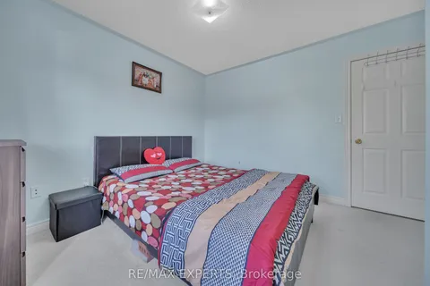 13 Stable Gate, Brampton, ON L7A 1V5