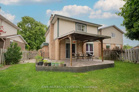 8 Joanne Court, Brampton, ON L6Y 2J8